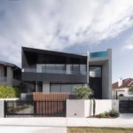 Glass Swimming Pools: Enhancing Luxury Home Aesthetics